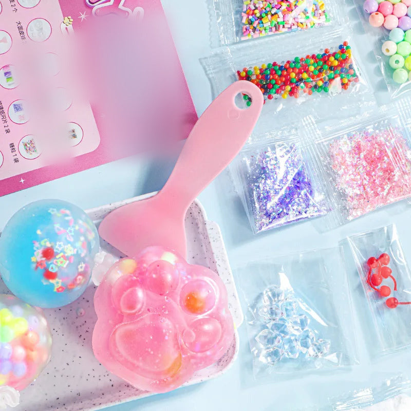 Squishy DIY set – kuglica i šapica sa sadržajem seta