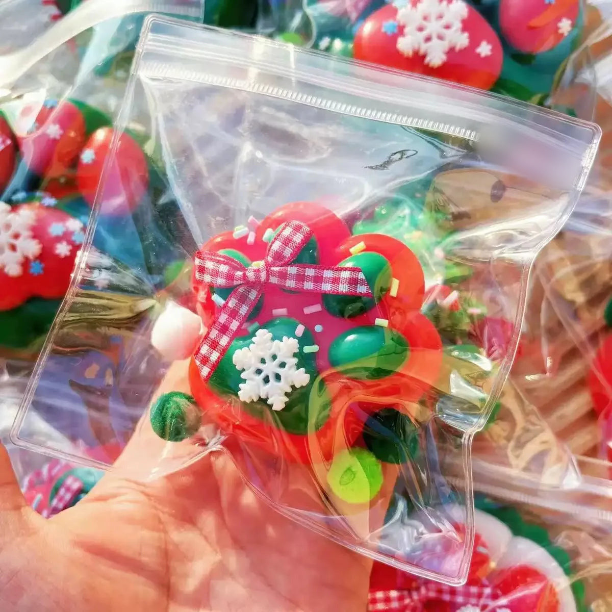 Squishy Božićna Jelka – Božićna šapa (7 cm)