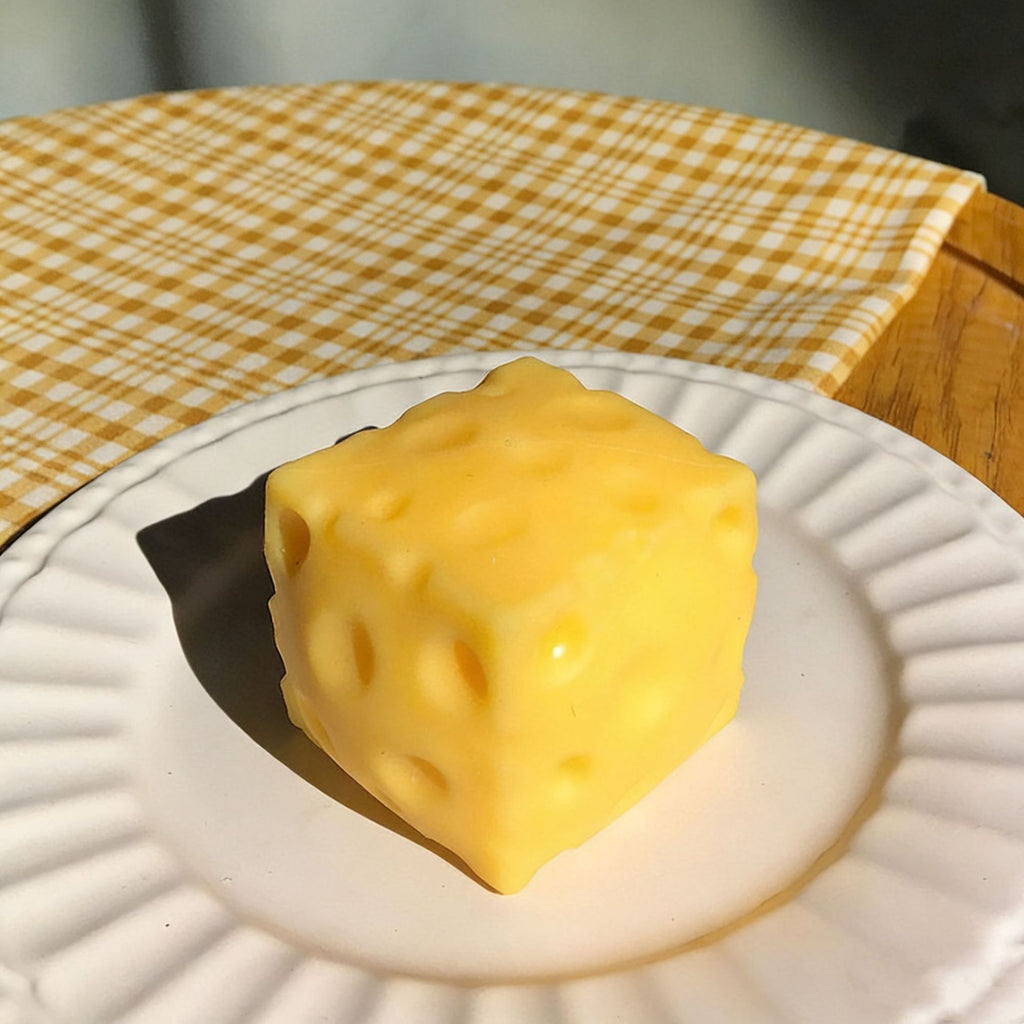 Squishy Sir 🧀 — Antistres Zalogajčić