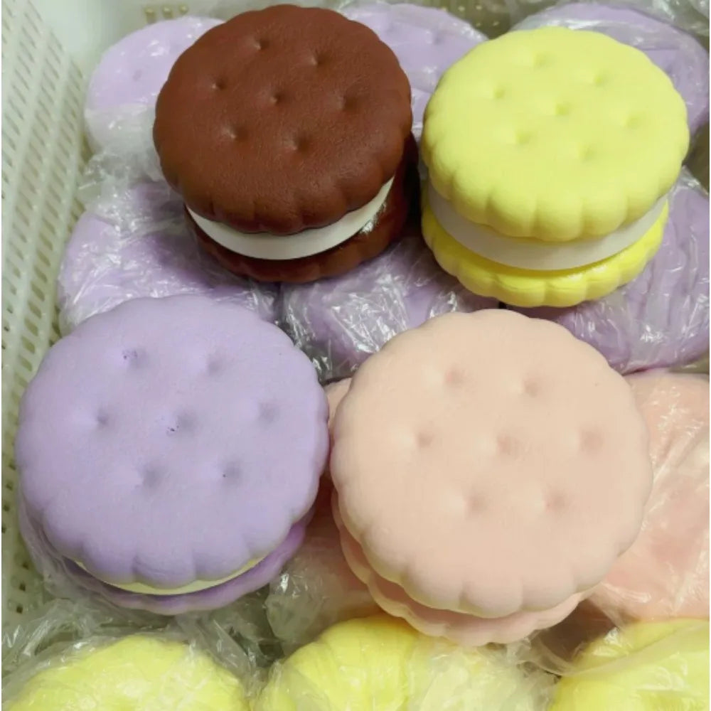 Squishy Kolač ASMR Krišnja 🍰 — Zvučna Tekstura