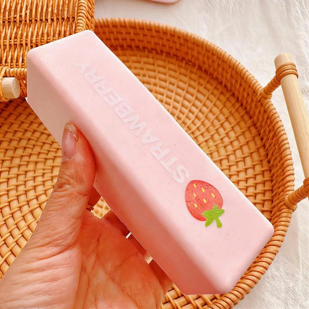 Squishy Jagoda na Štapiću 🍓 — Ledena Zabava