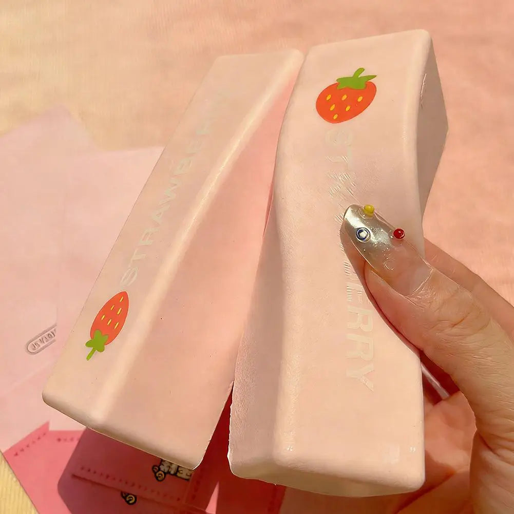 Squishy Jagoda na Štapiću 🍓 — Ledena Zabava