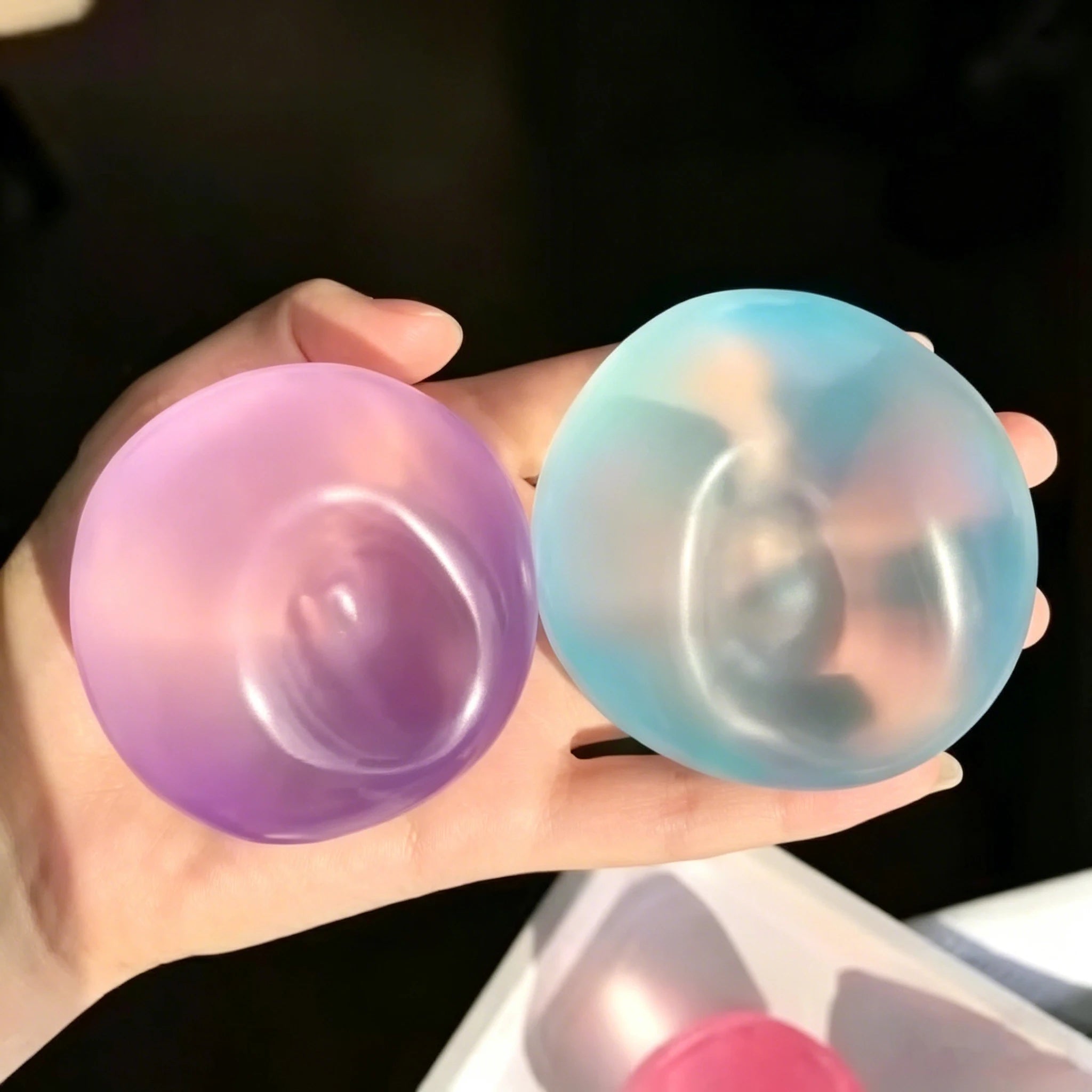 Coconut Oil Squishy Ball 🥥 — Egzotična Kuglica