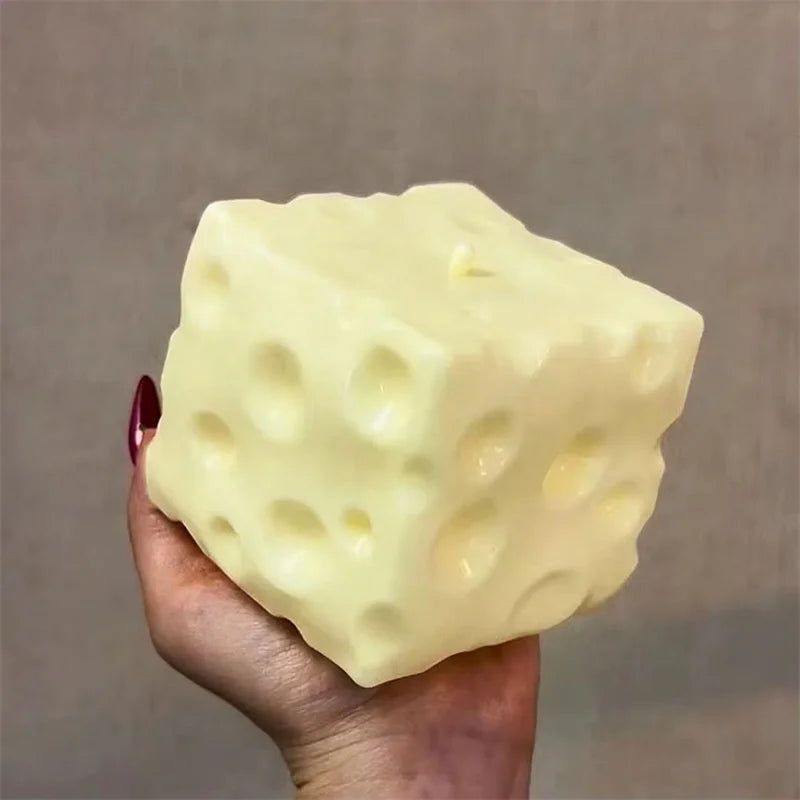 Squishy Sir Kocka Antistres 🧀 — Trigonometrijska Slatka